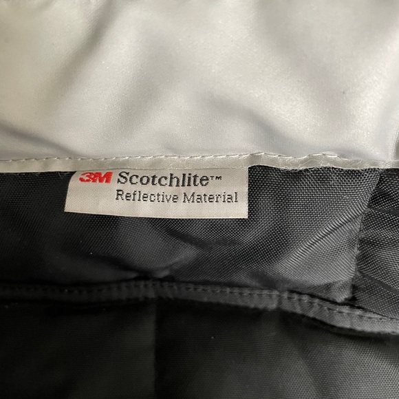 Refigiwear men’s coat - Picture 3 of 4